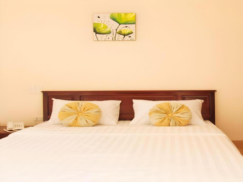 Huong Binh Hotel Da Nang Exterior photo