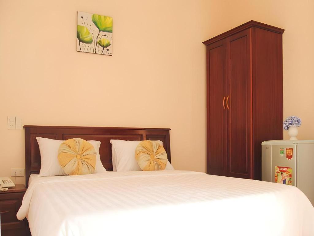 Huong Binh Hotel Da Nang Exterior photo