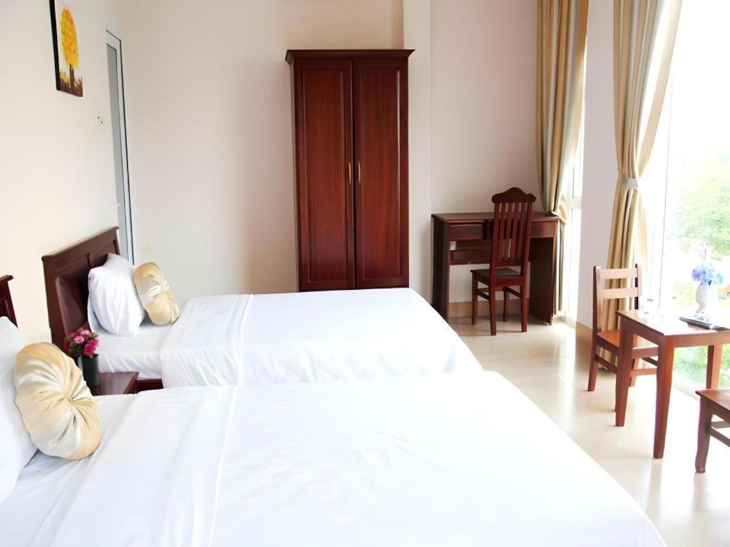 Huong Binh Hotel Da Nang Exterior photo