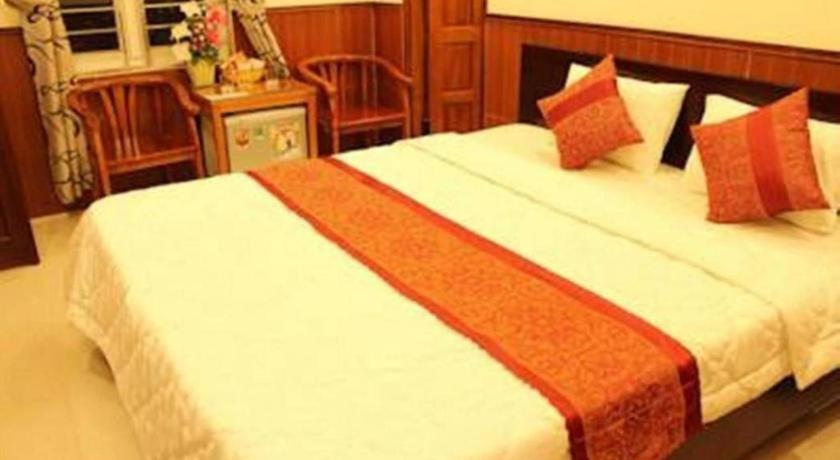 Huong Binh Hotel Da Nang Exterior photo