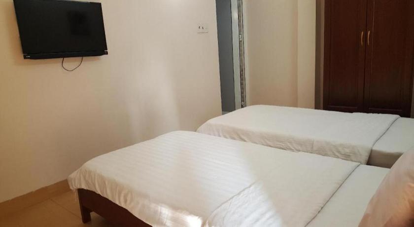 Huong Binh Hotel Da Nang Exterior photo