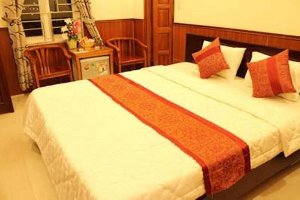 Huong Binh Hotel Da Nang Exterior photo